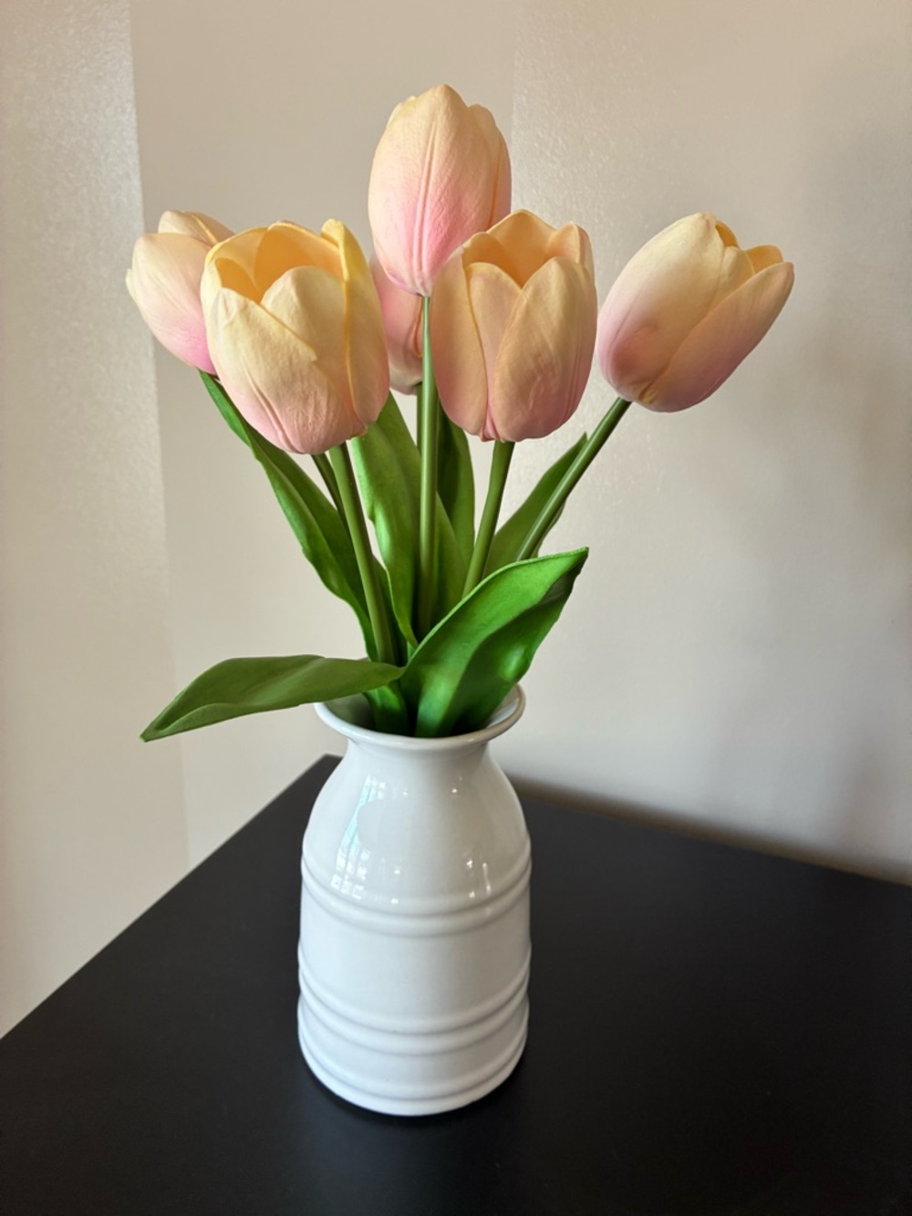 Set of 2, Candle by Bath & Body Works Champagne Toast NEW! & Tulips in Vase - Picture 5 of 8